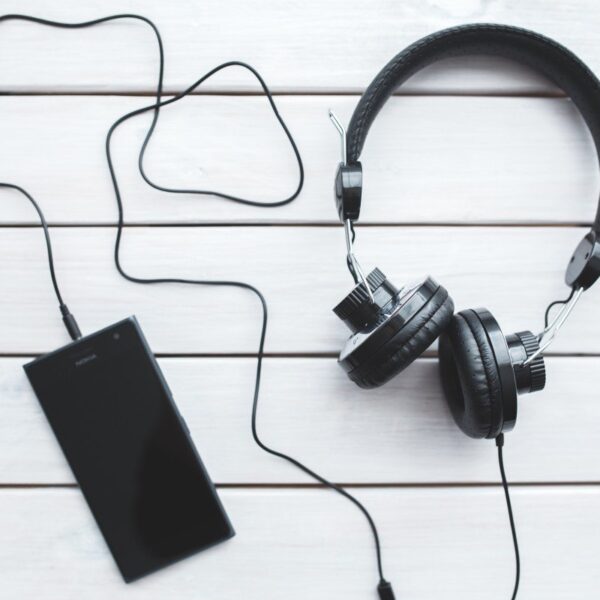 Stylish Dummy Chronograph Headphone
